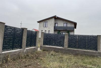 Casă cu 4 camere cu Teren 700 Mp în Central - 4