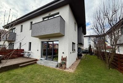 Casă cu 5 camere în Florești