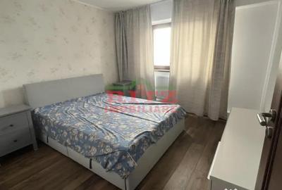 Apartament cu 3 camere decomandat în