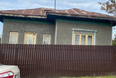 Casă cu Teren 1300 Mp în Făurei - 5