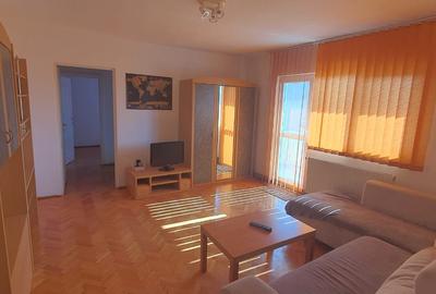 Apartament cu 2 camere în Complex Studențesc