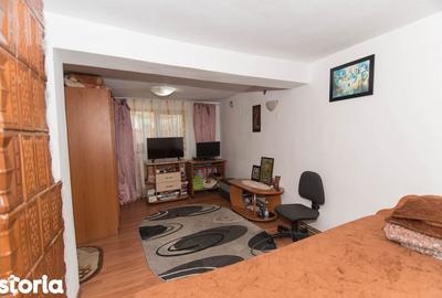 Casă cu 3 camere cu Teren 948 Mp în Bradu - 7