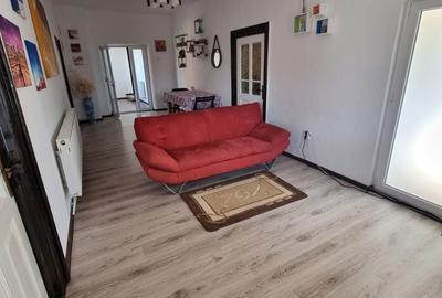 Casă cu 5 camere cu Teren 1820 Mp în Radovan - 6