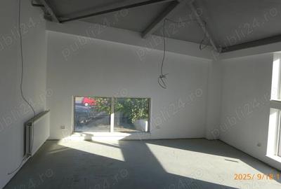 Inchiriez hale si platforme betonate - 7