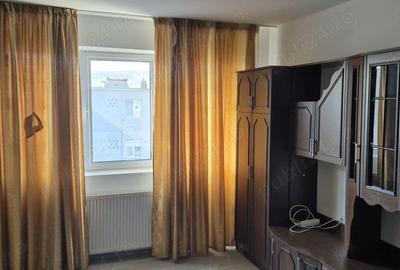 Apartament cu 2 camere semidecomandat în Urlați - 4