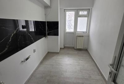 Apartament cu 2 camere decomandat în P-ța Alba Iulia - 2