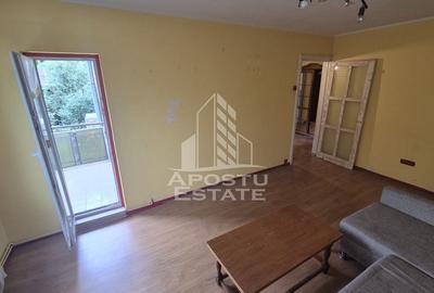 Apartament 3 camere, etaj 2/4, 2 balcoane, centrala proprie, Lipovei - 2