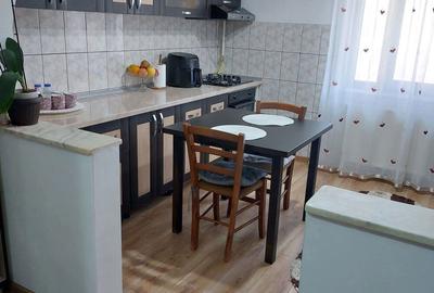 Vand apartament cu 2 camere decomandate Vand apartament cu 2 camere decomandate - 1
