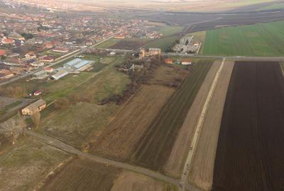 Teren agricol intravilan de 19814 mp, în Exterior Sud - 11