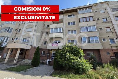 Apartament cu 4 camere decomandat în Central