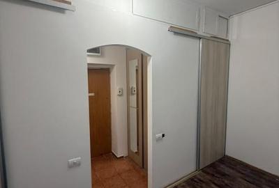 Garsonieră în CET - 4