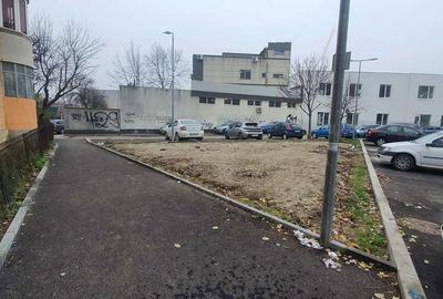 Teren de 239 mp, în Apărătorii Patriei - 13