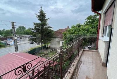 Casa 274 mp, teren 443 mp, zona centru LIVADA, pretabila si - 18