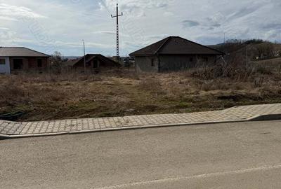 Teren de 448 mp, în Central - 3