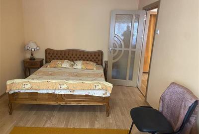 Apartament cu 3 camere decomandat, mobilat în Central - 13