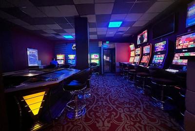 SPATIU COMERCIAL 100 mp - 2500 EURO + TVA - Zona Lidia ( Girocului) - 1