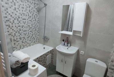 Garsonieră decomandată în 1 Mai - 1