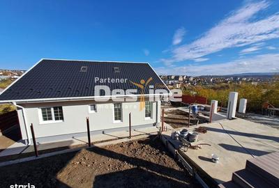 Casă cu 4 camere în Valea Adâncă - 2