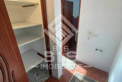 Apartament Zona Sens - 60 mp - 12