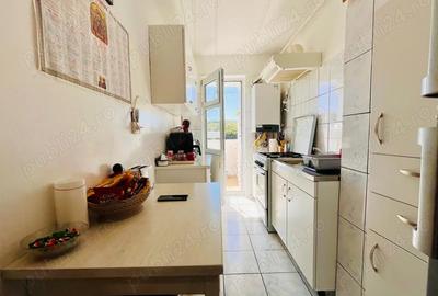 Vand apartament 3 camera in Mana?tur - 8