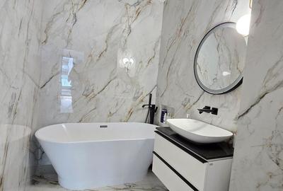 Apartament cu 2 camere , ultrafinisat, Park Lake, etaj 4 - 9