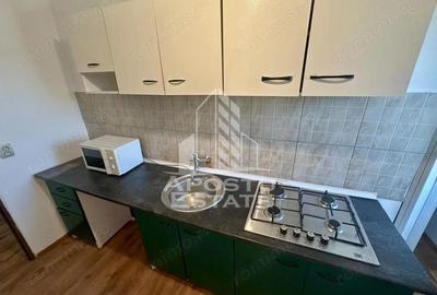 Garsonieră decomandată, mobilată în Fabric - 2