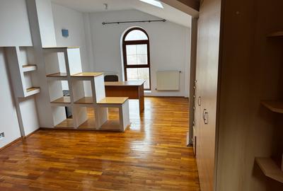 Vila singur curte, ideal scoala, gradinita - 3