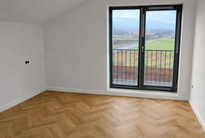 Casă cu 4 camere în Jucu - 5