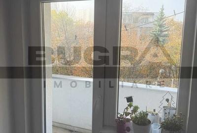 Apartament de 2 camere, deomandat, 54mp, zona UMF - 8