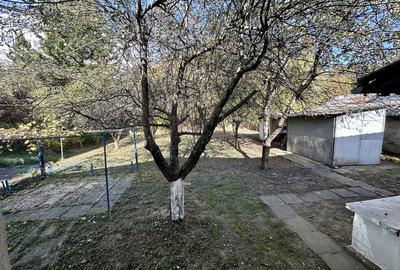 Casă cu 4 camere în Central - 1