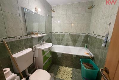 Apartament cu 2 camere decomandat, mobilat în Rovine - 4