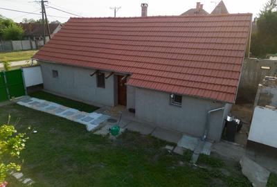 Casă individuală cu 3 camere cu Canalizare în Turnu - 20