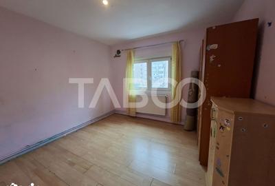 Apartament cu 2 camere decomandat în Ștrand - 3