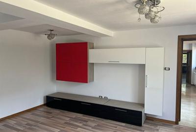 Casă cu 4 camere în Central - 2