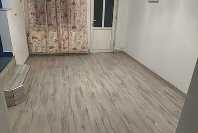 Casă cu 4 camere în Central - 8