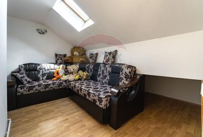 Apartament cu 3 camere nedecomandat în Est - 3