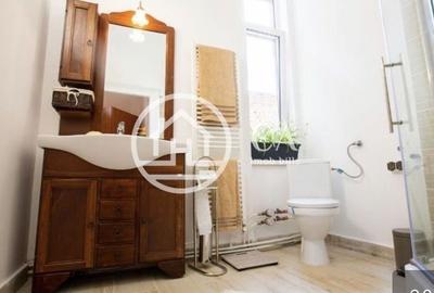 Apartament de vânzare cu 3 camere în zona Ultracentrală, Oradea Apartament de vânzare cu 3 camere în zona Ultracentrală, Oradea - 4