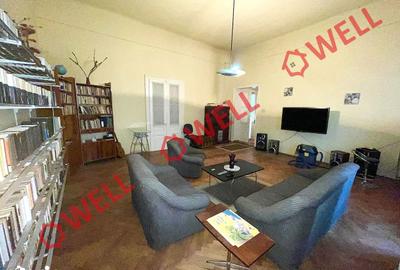 Apartament cu 4 camere în Central - 2
