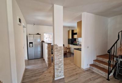 Casa de vanzare in Mocira, 3 camere + anexa tip garsoniera Comision 0% - 3