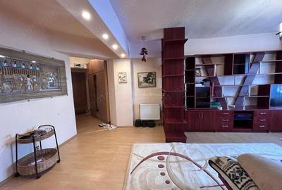 Apartament cu 3 camere semidecomandat în Central - 5