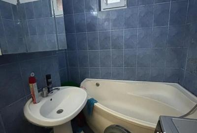 Apartament cu 3 camere decomandat în Central - 1
