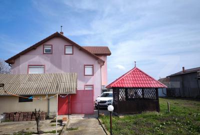 Casă cu 7 camere cu Teren 1430 Mp în Central - 14