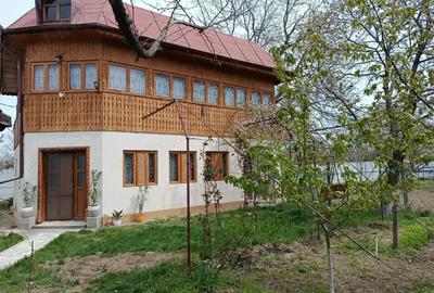 Casa cu teren
