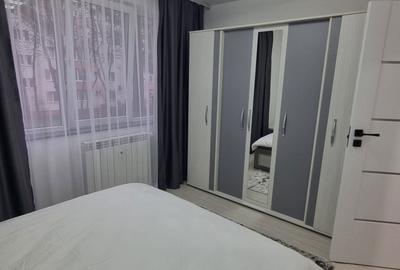 Apartament cu 2 camere decomandat în Exterior Vest
