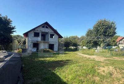 Casă cu 5 camere cu Teren 423 Mp în Burdujeni