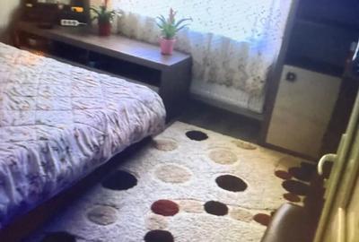 Inchiriez apartament cu 3 camere - 4