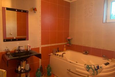 Casă cu 5 camere cu Teren 530 Mp în Central - 6