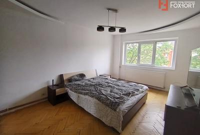 Apartament cu 3 camere decomandat, mobilat în Lunei - 7