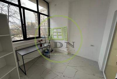 Spatiu de birou, 10mp, pretabil birou, Zona Teatrul National Marin Sorescu - 2
