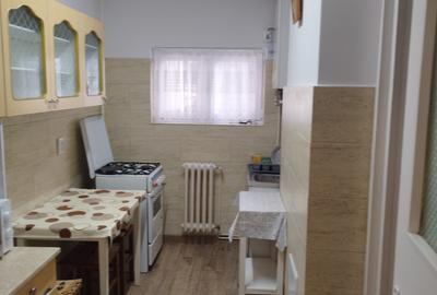 Inchiriez ap. cu 2 cam.in zona Ultracentral - 2